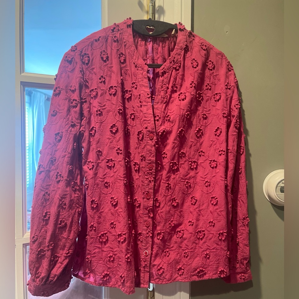 Soft Surroundings Pink raised embroidered Floral Blouse. 100% cotton.